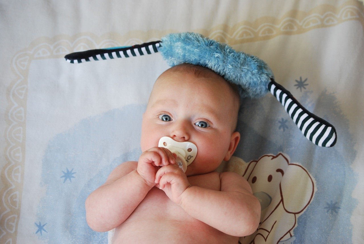 comment faire accepter une nouvelle sucette à un bébé